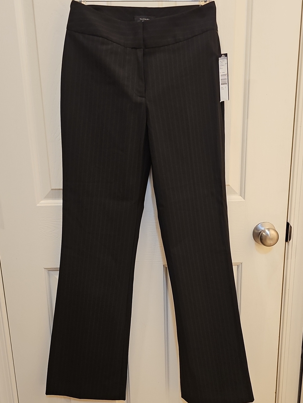 NWT Tahari Antonio Style Women's Size 2 Black Pinstripe Straight Leg Trousers